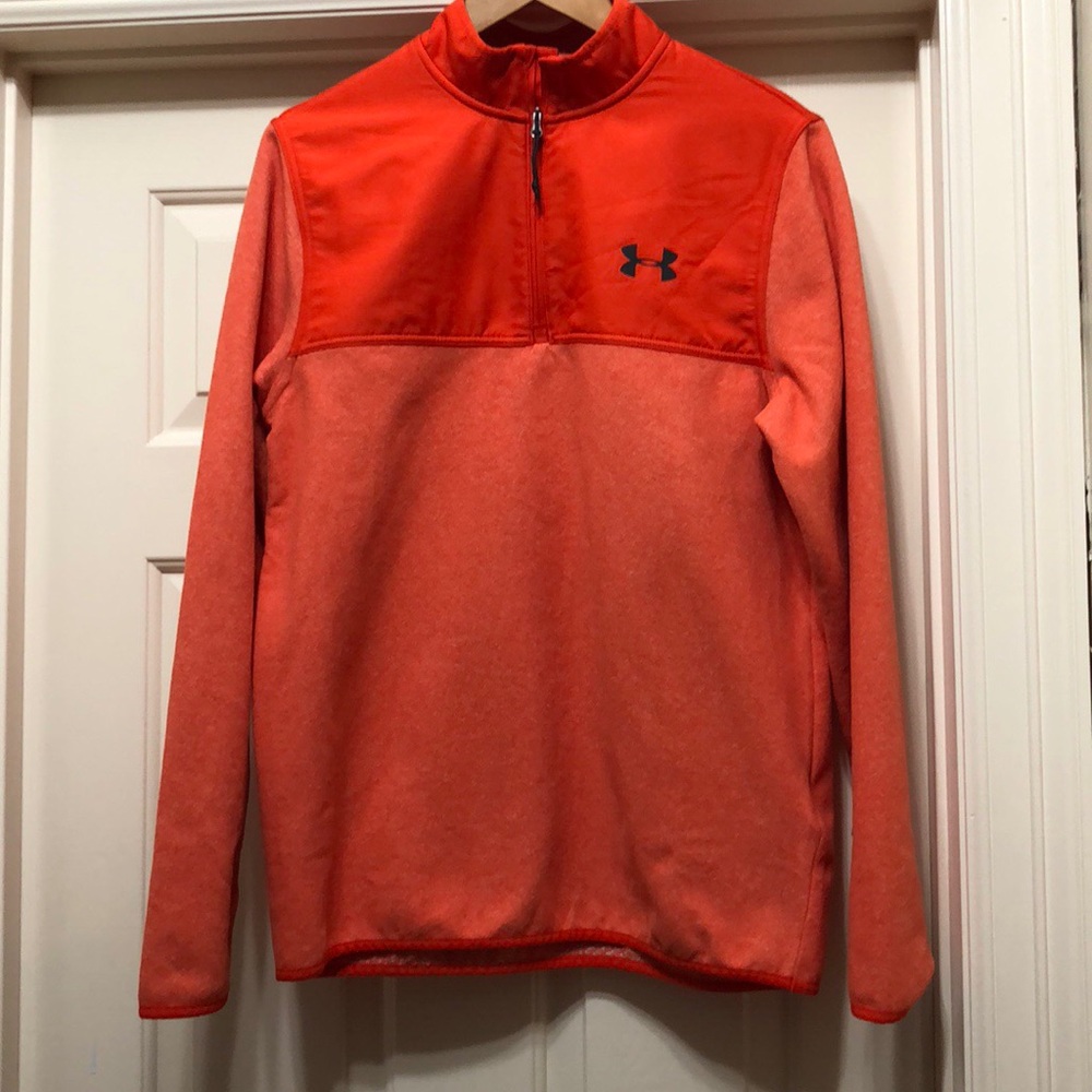 Under Armour pull over with half zip in men’s NWOT